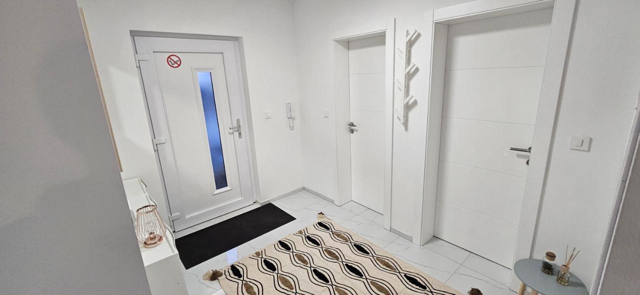 Superior Apartment Lisinski - Private Parking - 2 & 3 Bedroom Загреб Екстериор снимка